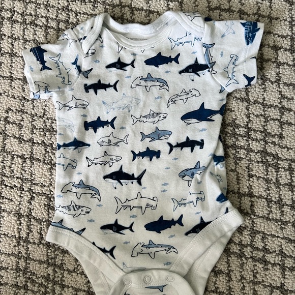 Bundle of 5 Bodysuits - Picture 6 of 10